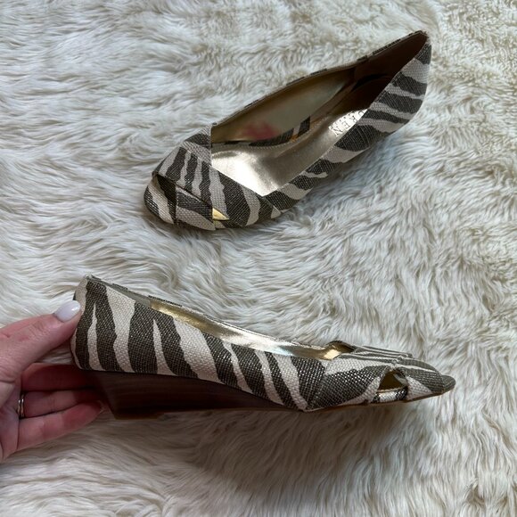 Lauren Ralph Lauren Shoes - Lauren Ralph Lauren Zebra Canvas Printed Open Toe Wedge Women's 6B
